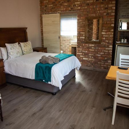 Opstal Guestfarm Hotel Потчефструм Екстериор снимка