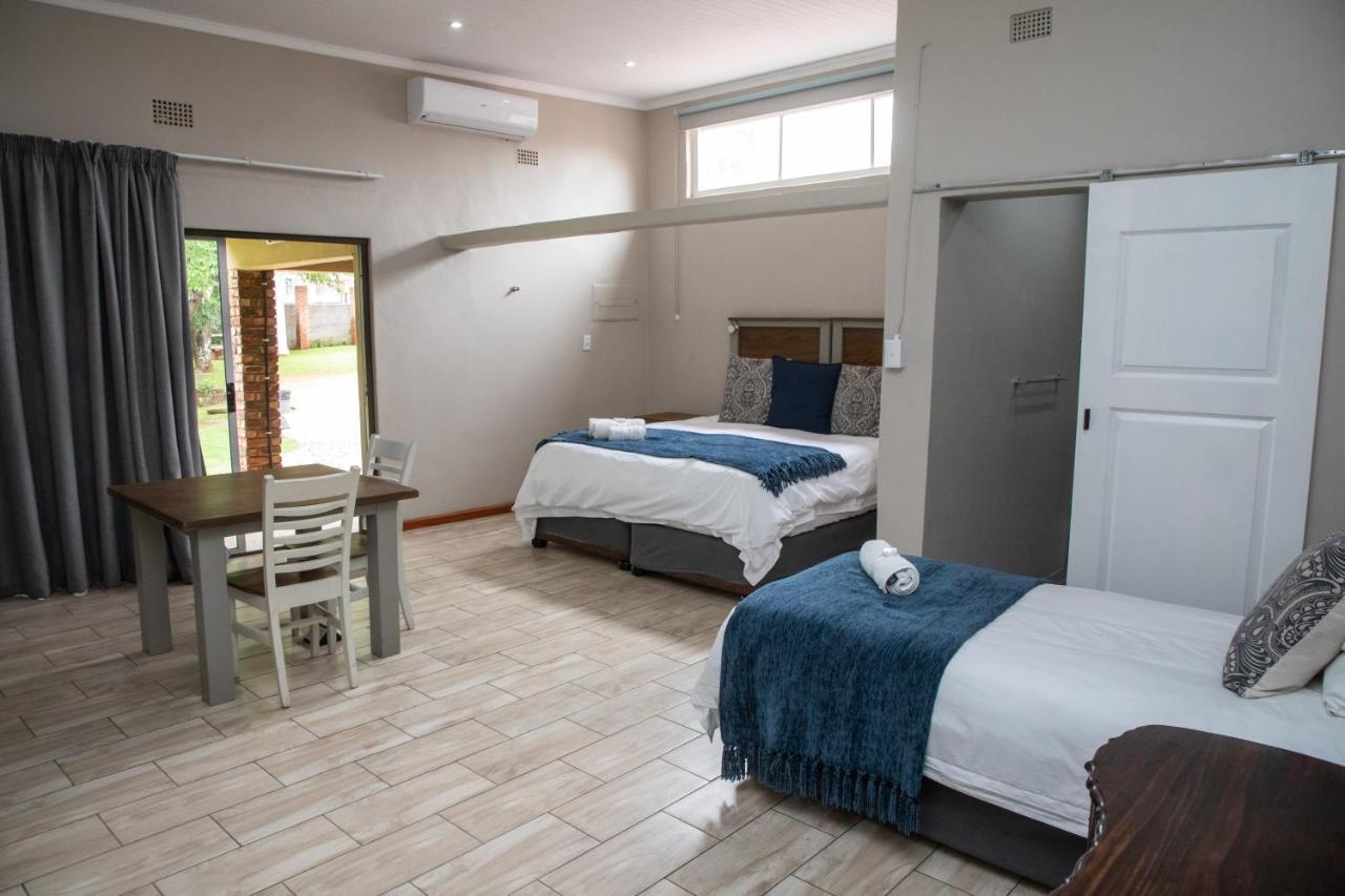 Opstal Guestfarm Hotel Потчефструм Екстериор снимка