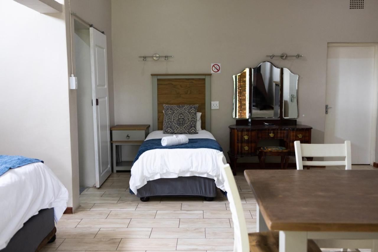 Opstal Guestfarm Hotel Потчефструм Екстериор снимка