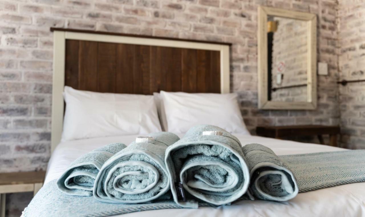 Opstal Guestfarm Hotel Потчефструм Екстериор снимка