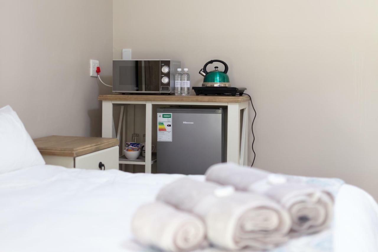 Opstal Guestfarm Hotel Потчефструм Екстериор снимка