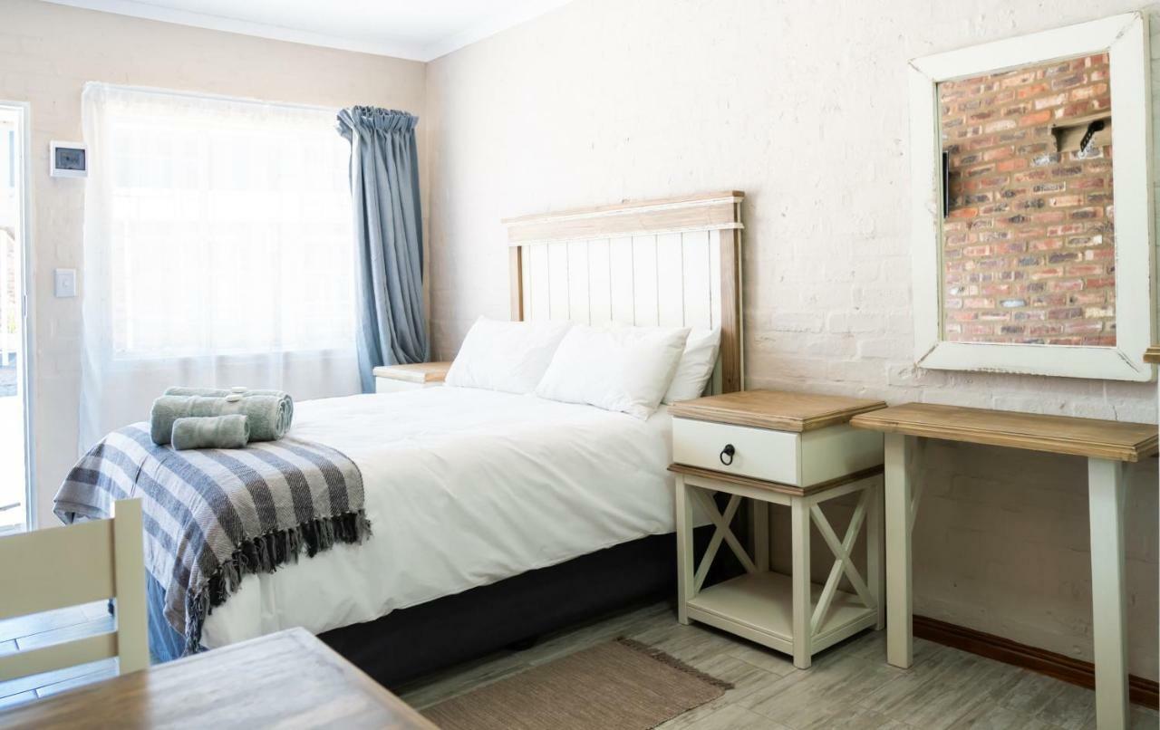 Opstal Guestfarm Hotel Потчефструм Екстериор снимка