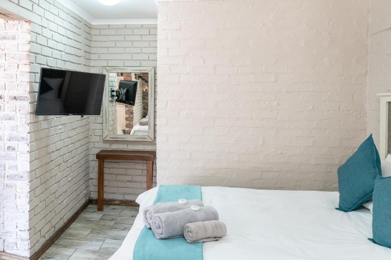 Opstal Guestfarm Hotel Потчефструм Екстериор снимка