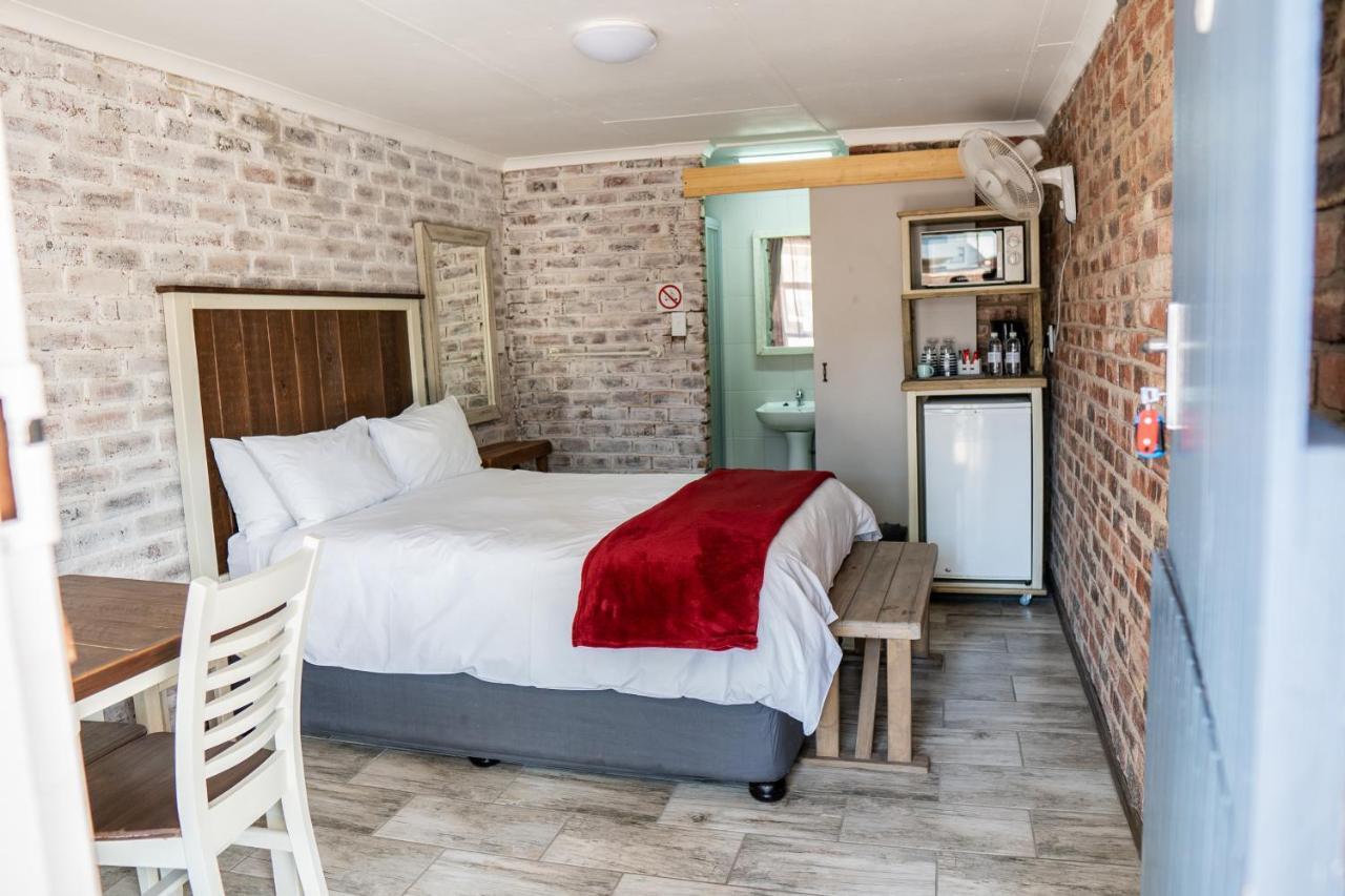 Opstal Guestfarm Hotel Потчефструм Екстериор снимка