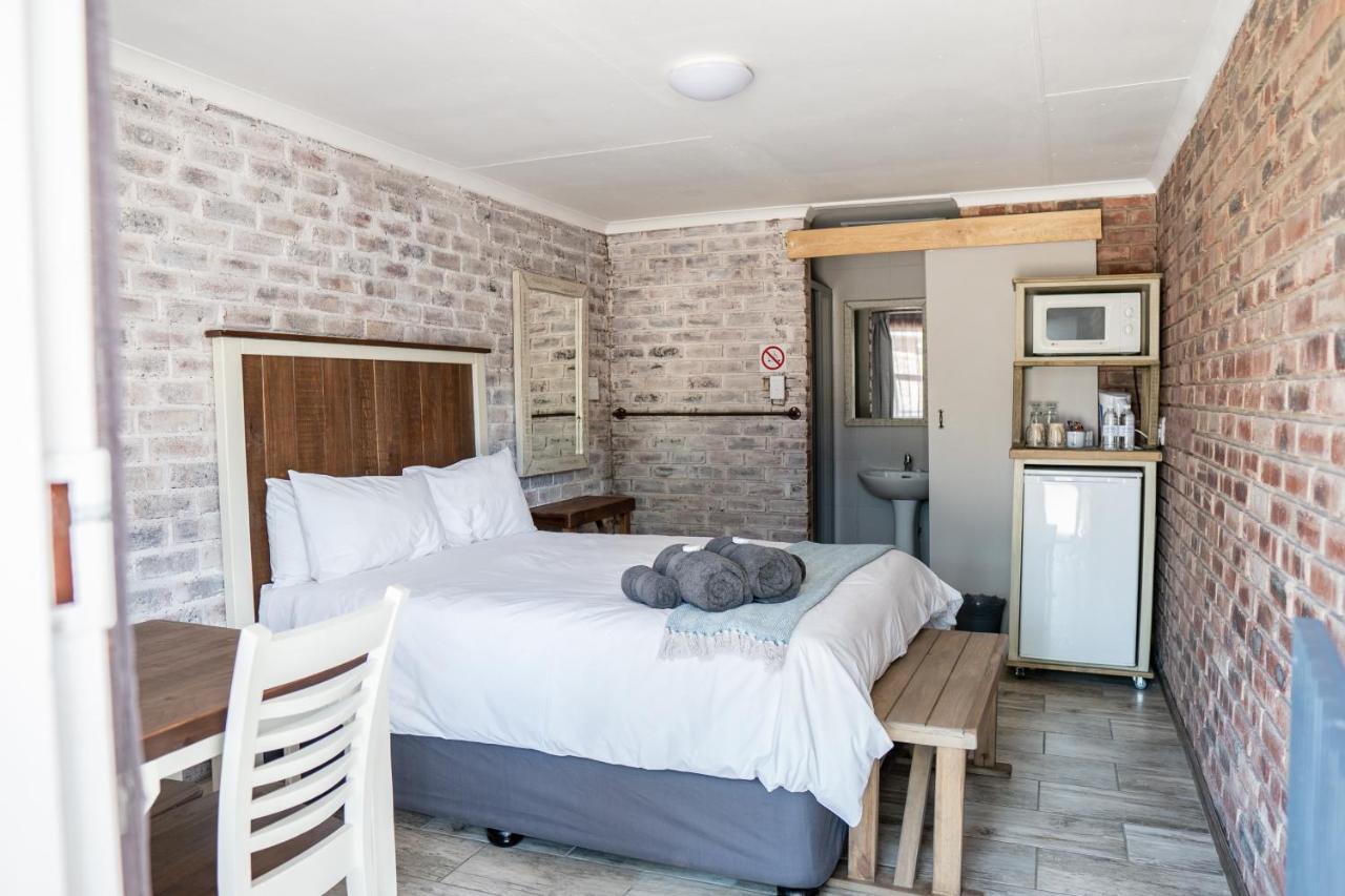 Opstal Guestfarm Hotel Потчефструм Екстериор снимка